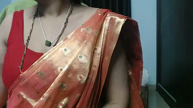 sunitha-3 Chat XXX in diretta