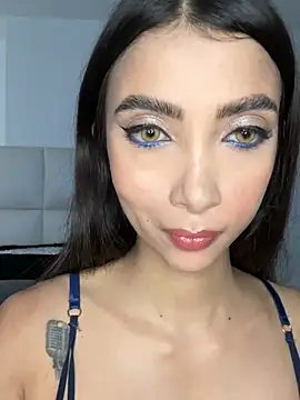 ValeriaVelvetのライブXXXチャット