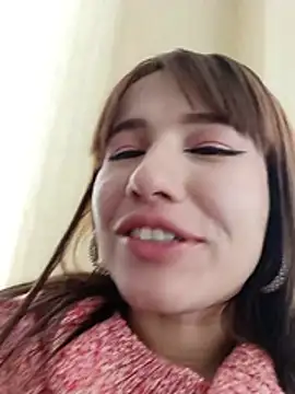 _Luna_Blooms' Live XXX Chat
