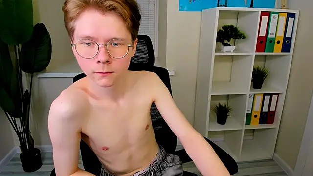 DanielSanders 现场XXX聊天