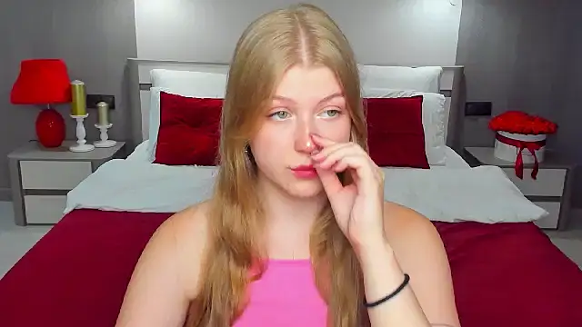Chat XXX en directo de Stella_Light