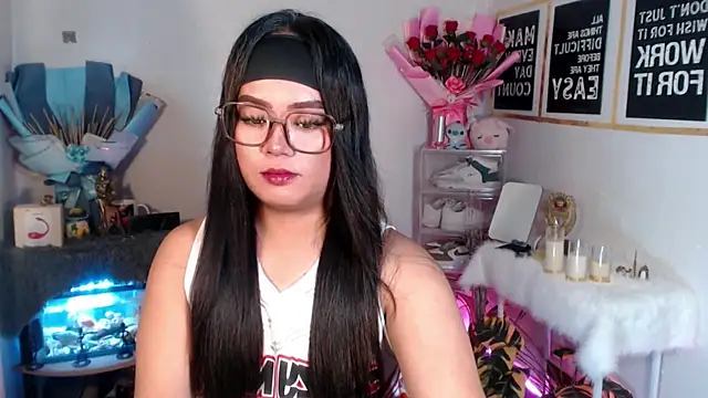 YourSweet-mich Adlı Modelin Canlı XXX Sohbeti