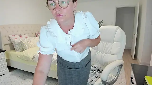 Vika73 라이브 XXX 채팅