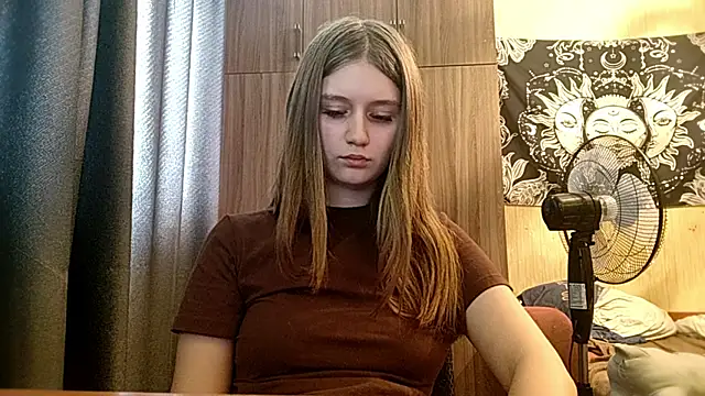 Онлайн чат XXX DanicaMazon