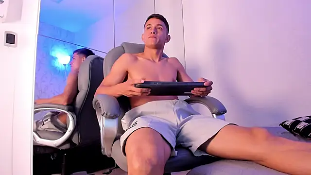Simon_Axe Chat XXX live