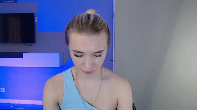 دردشة Emily_Hartt الجنسية المباشرة