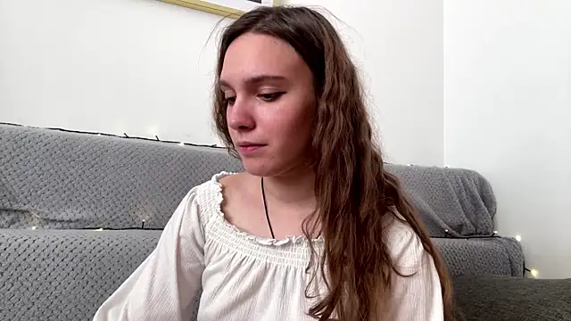 XXX chat uživo modela AliKnop