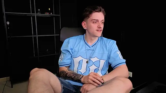 FelixStarkk Chat XXX live