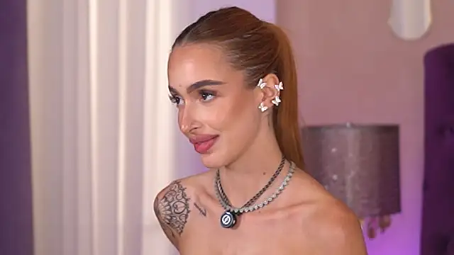 MarissaFox Chat XXX live