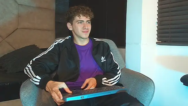 Tyler_Mcrey's Live XXX Chat