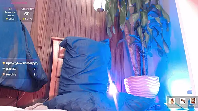 Chat +18 de Colby_driscoll ao vivo