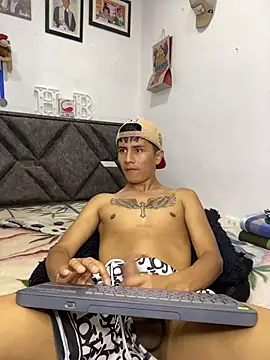 Živý XXX chat Kael_Nova