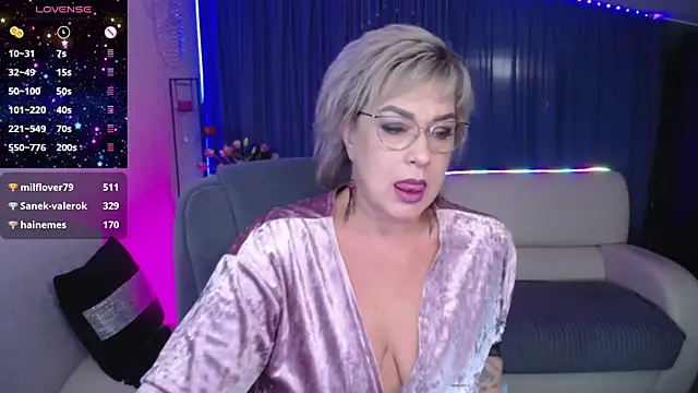 Ellen_Ripley Chat XXX live