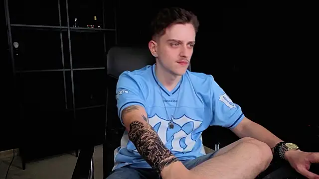 Chat XXX Live FelixStarkk