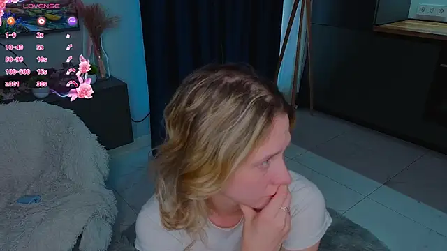 JonieBirdette's Live XXX Chat