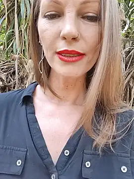 Chat +18 de Karlacasada ao vivo