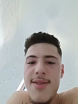 denysio89 Adlı Modelin Canlı XXX Sohbeti