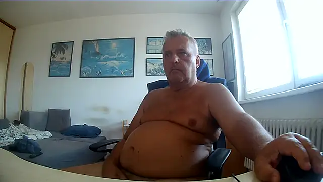 Robert_SK1 Live XXX-Chat