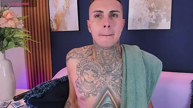 Liam_Ink – Naživo XXX chat