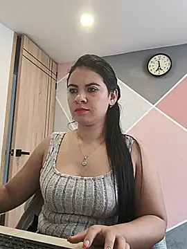 Paolitha25 Live XXX-Chat