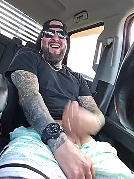 Beardedtattood Chat XXX in diretta