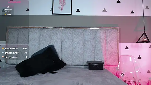 Онлайн чат XXX JiangShy666