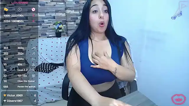 miaboobss: онлайн-секс-чат