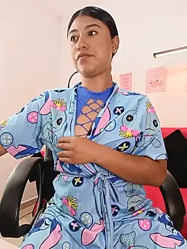 دردشة cloy_baby__ الجنسية المباشرة