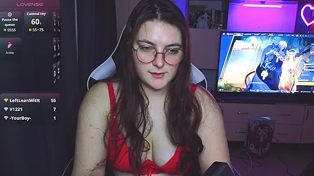 KatieMuse Chat XXX in diretta