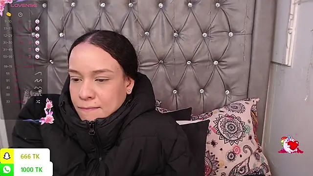 Chat +18 de LAILAGUMMY ao vivo