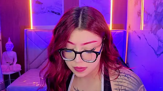 XXX chat uživo modela Red_Bunny_v