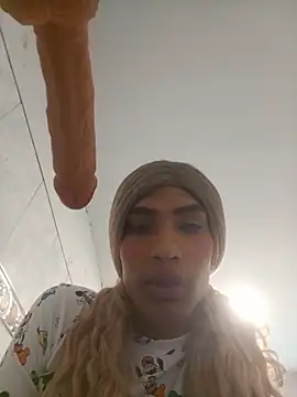 Chat +18 de Valentina-2003 ao vivo
