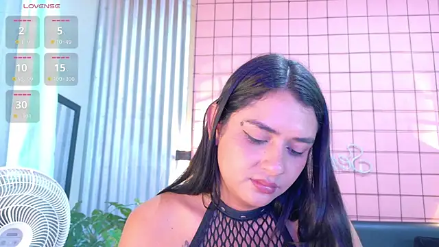 mensia_hernandz Show Webcam
