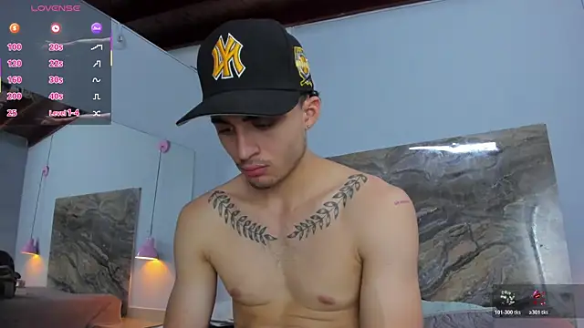 James-06 Adlı Modelin Canlı XXX Sohbeti