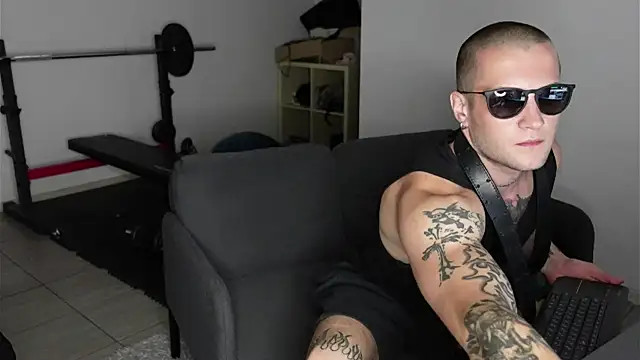 Igor_Wilde Live XXX-chat