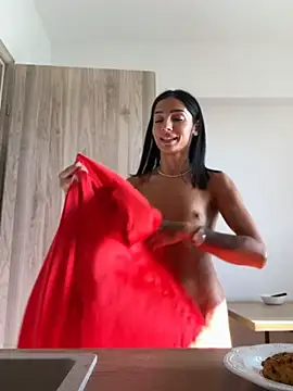 Vicky_luxe Adlı Modelin Canlı XXX Sohbeti