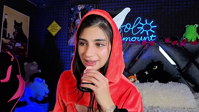 Chatroom XXX en direct de SolBeaumont1