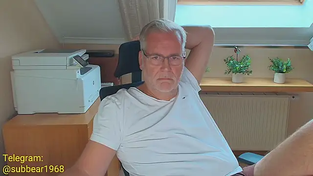 subbear1968 Live XXX-chat