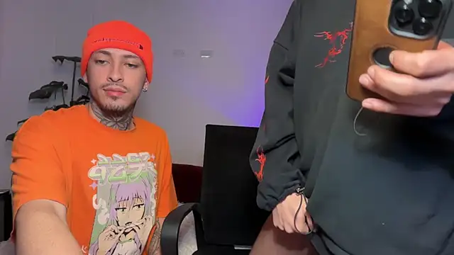 Noah_and_Steven live XXX chat