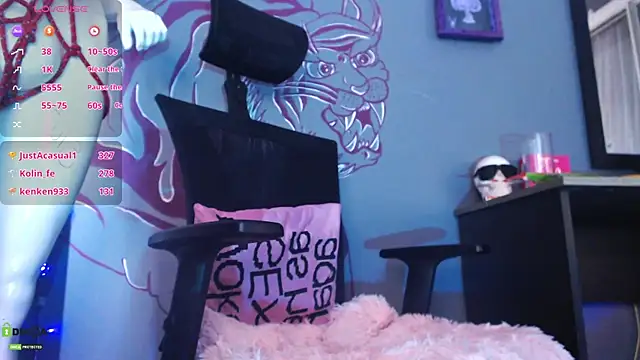 Chatroom XXX en direct de Regina_Iris