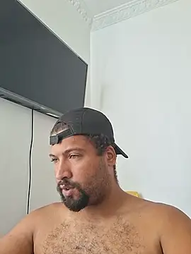 Morenogatorj16 – webcam-show