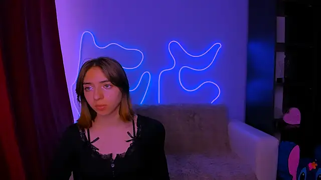 Chat +18 de itsvelma ao vivo