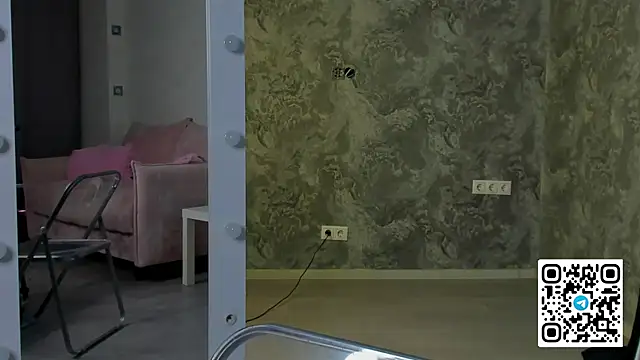 Anellyball XXX чат на живо