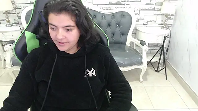 amalia_a's Live XXX Chat