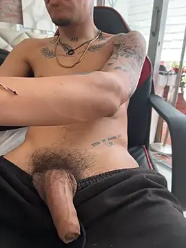 AlphaMasterXxx Live XXX-Chat