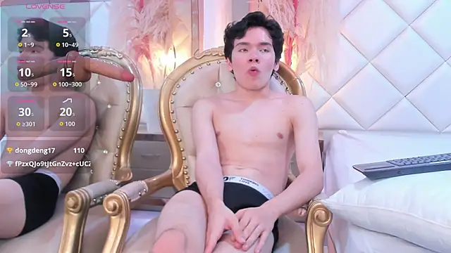 Chat XXX en directo de MaxxieRay