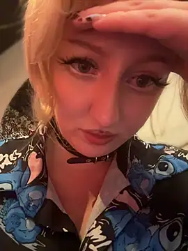 RonnieKiss Live XXX-Chat
