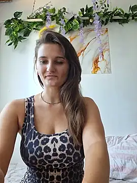 Nika_aa Adlı Modelin Canlı XXX Sohbeti