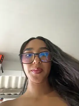 sofi-jimenez Adlı Modelin Canlı XXX Sohbeti