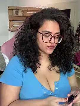 Curvydesifromgermany Live XXX-Chat